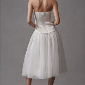 Elegant White Strapless Dress